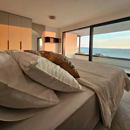 Villa White Podstrana